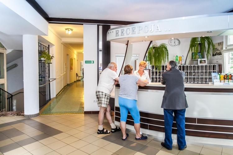 Hotel Osrodek Uzdrowiskowy Beskid Wysowa-Zdrój Exterior foto